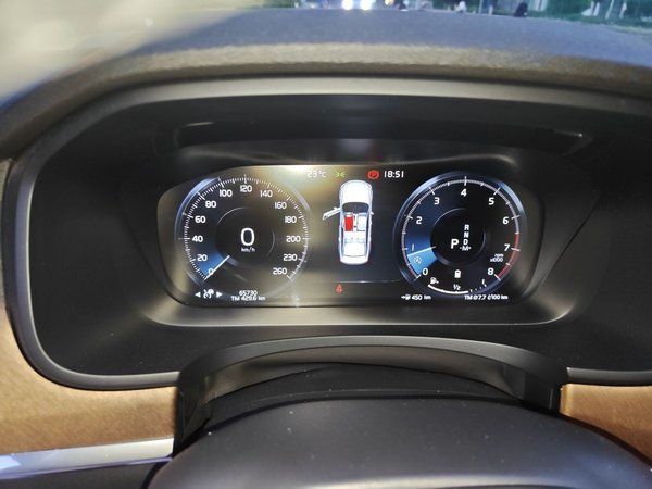 Volvo S90 2021, 67600 км, за 21049 USD - фото 8