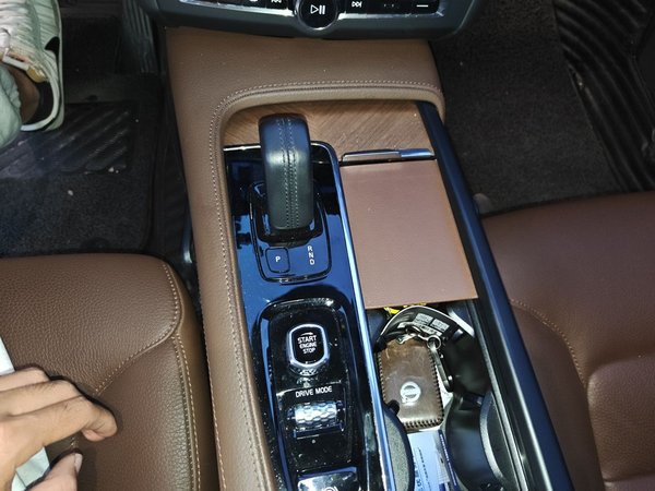 Volvo S90 2021, 67600 км, за 21049 USD - фото 11