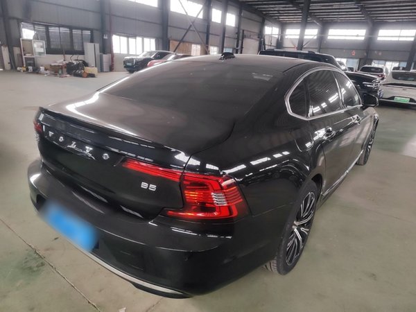 Volvo S90 2023, 16700 км, за 26743 USD - фото 6
