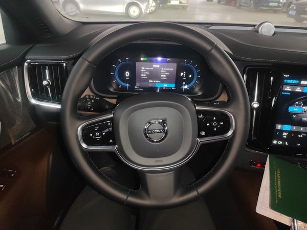 Volvo S90 2023, 16700 км, за 26743 USD - фото 14