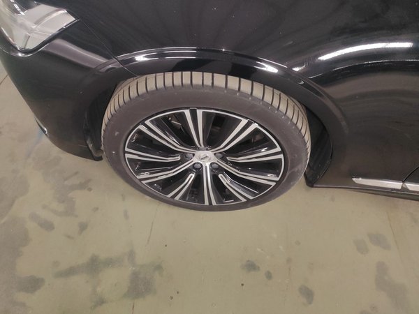 Volvo S90 2023, 16700 км, за 26743 USD - фото 8