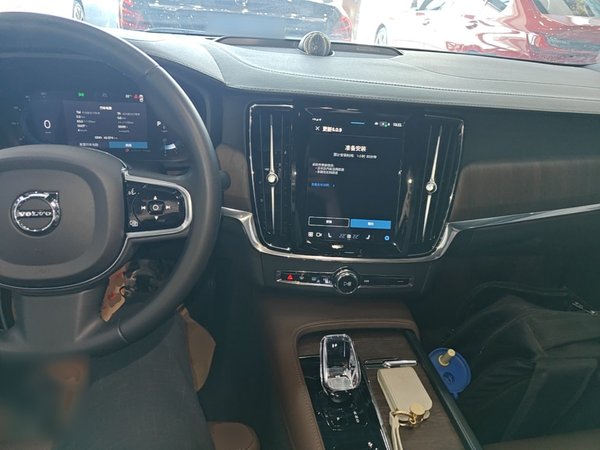 Volvo S90 2023, 43500 км, за 29905 USD - фото 13