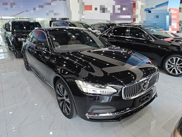 Volvo S90 2023, 43500 км, за 29905 USD