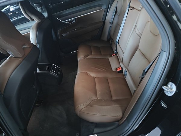 Volvo S90 2023, 43500 км, за 29905 USD - фото 20