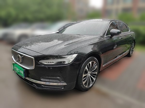 Volvo S90 · 2023 год