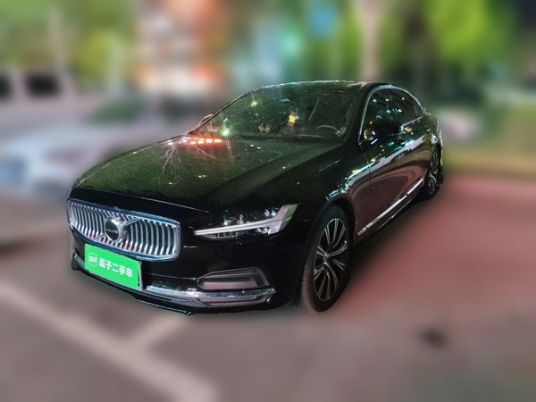 Volvo S90 · 2025 год