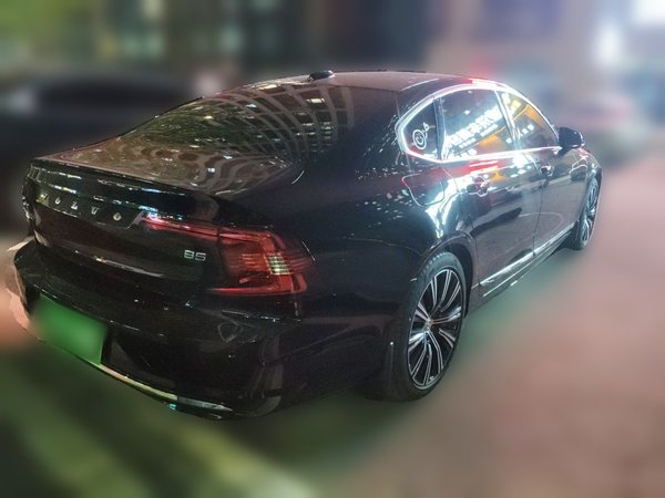 Volvo S90 2025, 15500 км, за 36515 USD - фото 6