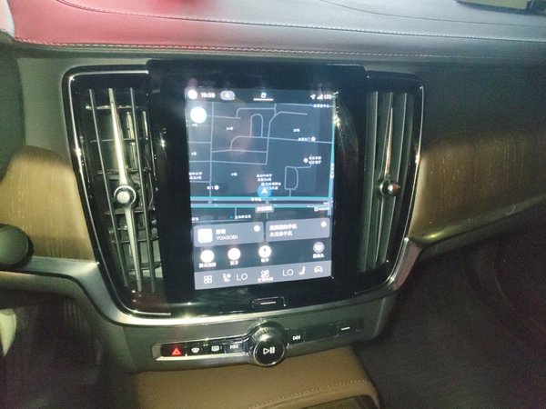 Volvo S90 2025, 15500 км, за 36515 USD - фото 14