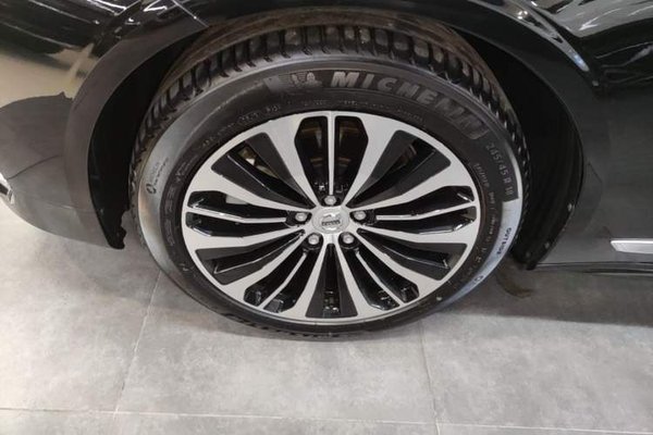Volvo S90 2025, 5700 км, за 33736 USD - фото 15