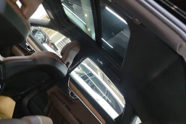 Volvo S90 2025, 5700 км, за 33736 USD - фото 26