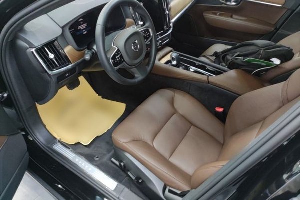 Volvo S90 2025, 5700 км, за 33736 USD - фото 23