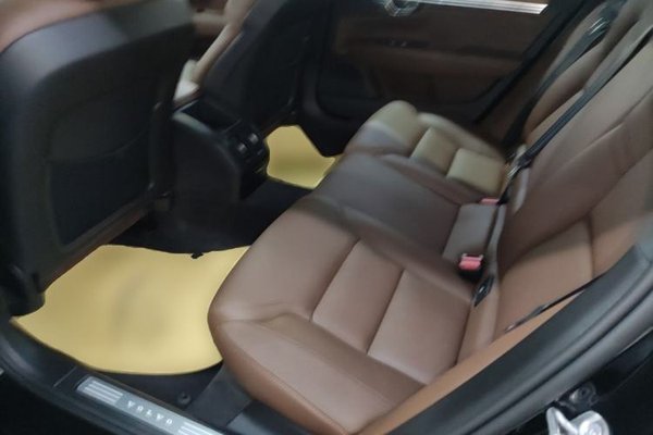 Volvo S90 2025, 5700 км, за 33736 USD - фото 25