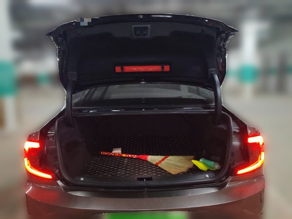 Volvo S90 New Energy 2023, 108200 км, за 25636 USD - фото 20