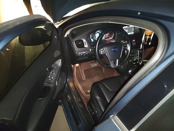 Volvo V40 2014, 137000 км, за 5073 USD - фото 17