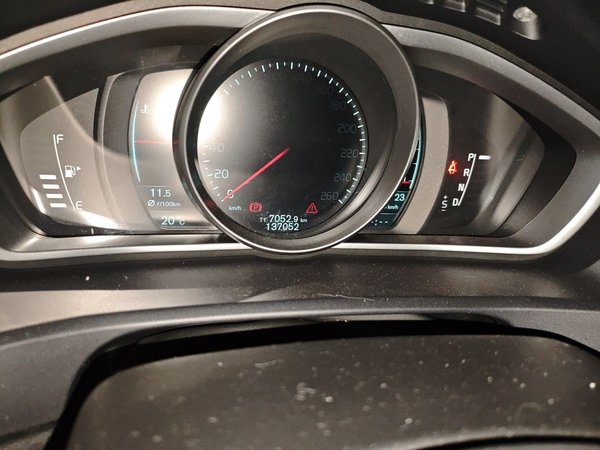 Volvo V40 2014, 137000 км, за 5073 USD - фото 13