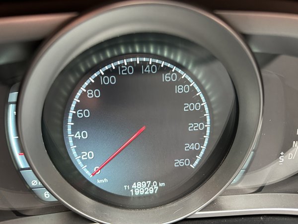 Volvo V40 2014, 199200 км, за 6368 USD - фото 27