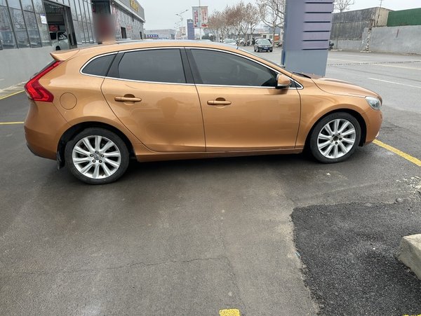 Volvo V40 2014, 199200 км, за 6368 USD - фото 11