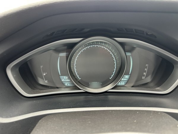 Volvo V40 2014, 199200 км, за 6368 USD - фото 15