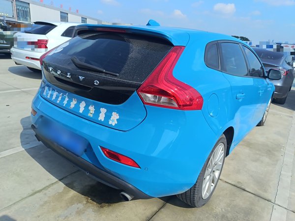 Volvo V40 2015, 120000 км, за 7692 USD - фото 6