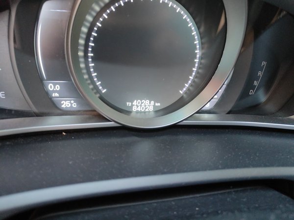 Volvo V40 2015, 84000 км, за 4798 USD - фото 13