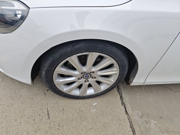 Volvo V40 2015, 155100 км, за 5548 USD - фото 22