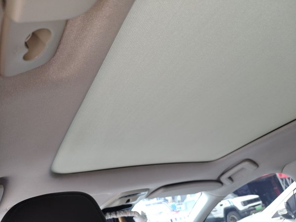 Volvo V40 2015, 155100 км, за 5548 USD - фото 17