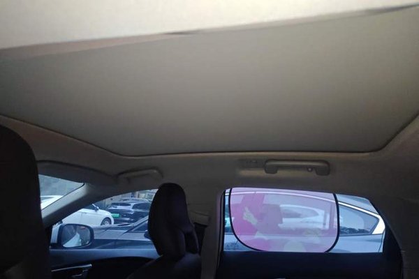 Volvo V40 2015, 32000 км, за 5485 USD - фото 18