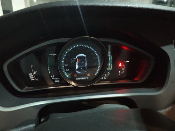 Volvo V40 2016, 58099 км, за 7575 USD - фото 13