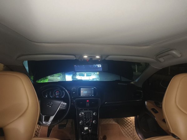 Volvo V40 2017, 93800 км, за 5751 USD - фото 19