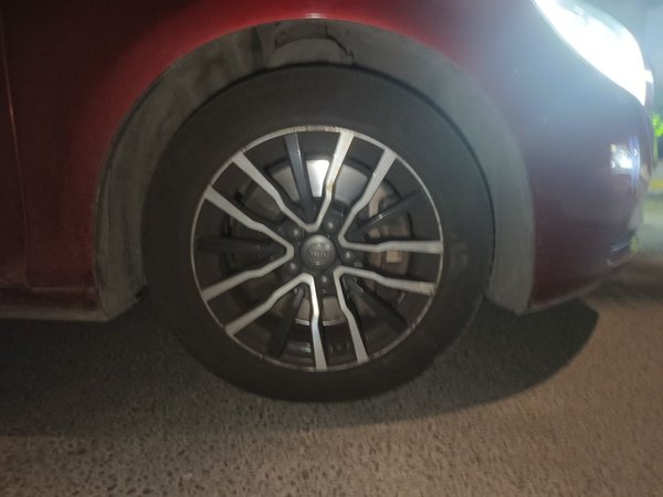 Volvo V40 2017, 93800 км, за 5751 USD - фото 8