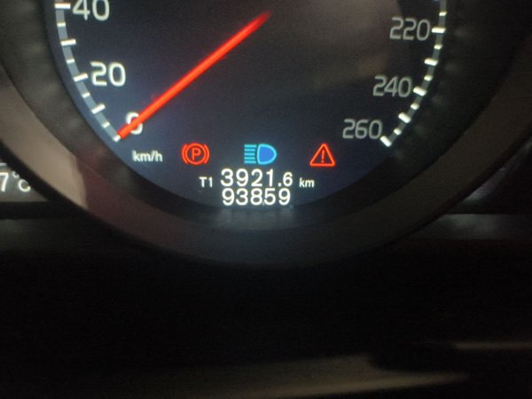 Volvo V40 2017, 93800 км, за 5751 USD - фото 13