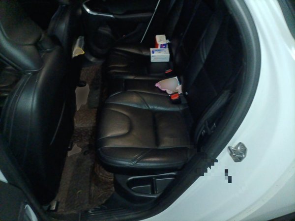 Volvo V40 2017, 108900 км, за 5985 USD - фото 18
