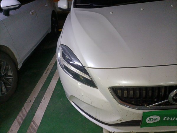 Volvo V40 2017, 108900 км, за 5985 USD - фото 7