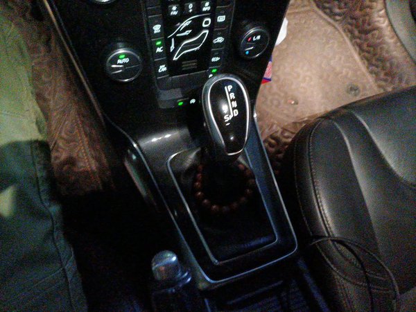 Volvo V40 2017, 108900 км, за 5985 USD - фото 15