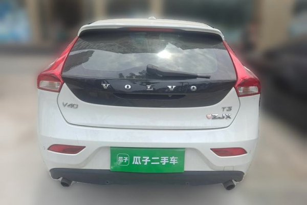 Volvo V40 2017, 92000 км, за 6611 USD