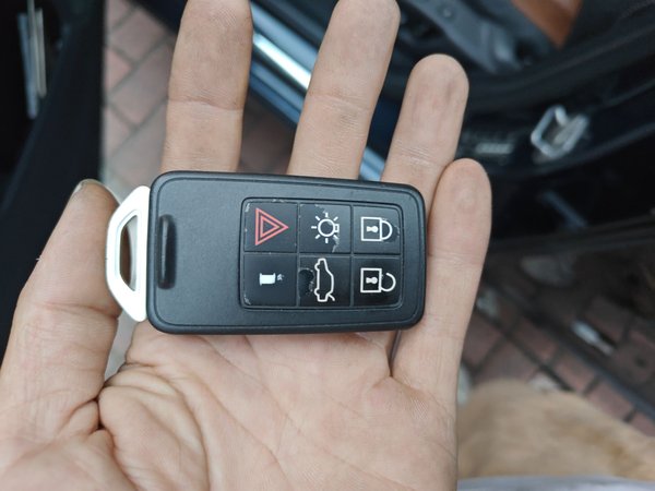 Volvo V60 2014, 131000 км, за 7537 USD - фото 17