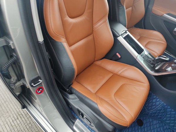 Volvo V60 2015, 196800 км, за 7841 USD - фото 24