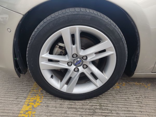 Volvo V60 2015, 196800 км, за 7841 USD - фото 22