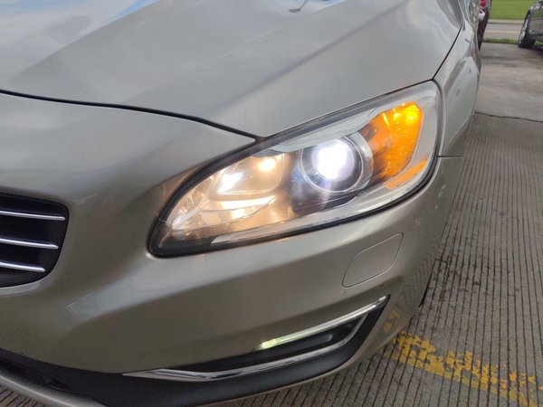 Volvo V60 2015, 196800 км, за 7841 USD - фото 23