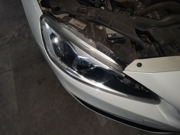 Volvo V60 2016, 64200 км, за 9099 USD - фото 7