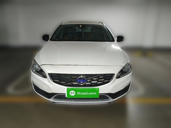 Volvo V60 2017, 77600 км, за 14685 USD