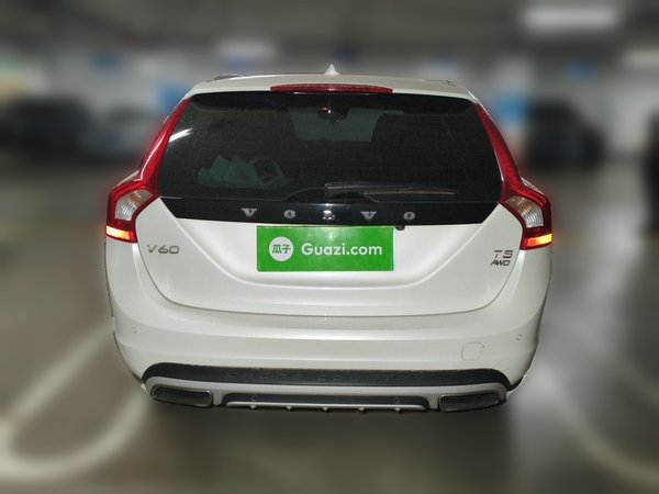 Volvo V60 2017, 77600 км, за 14685 USD