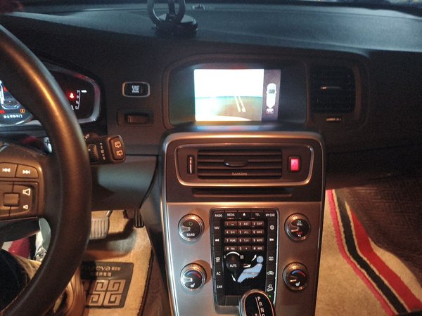 Volvo V60 2017, 77600 км, за 14685 USD - фото 10