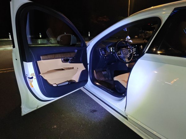Volvo V90 2020, 97200 км, за 24242 USD - фото 17