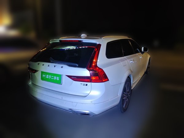 Volvo V90 2020, 97200 км, за 24242 USD - фото 6