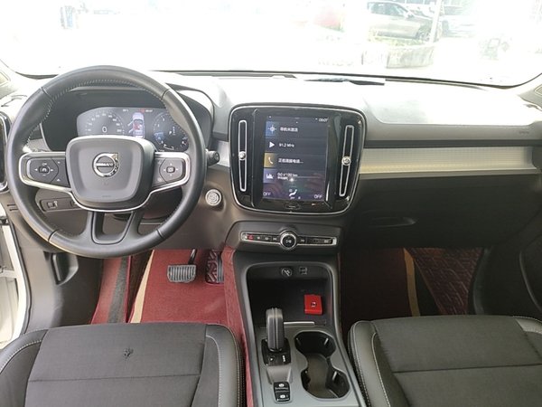 Volvo XC40 2020, 110800 км, за 12720 USD - фото 13
