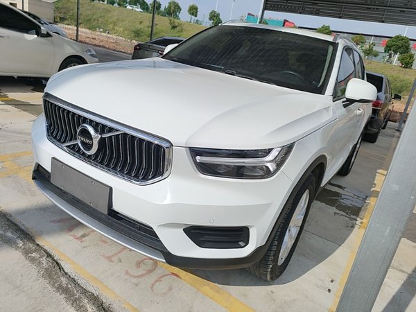 Volvo XC40 · 2020 год