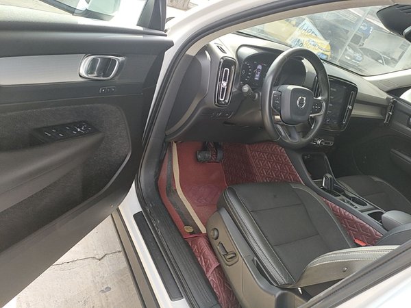 Volvo XC40 2020, 110800 км, за 12720 USD - фото 19