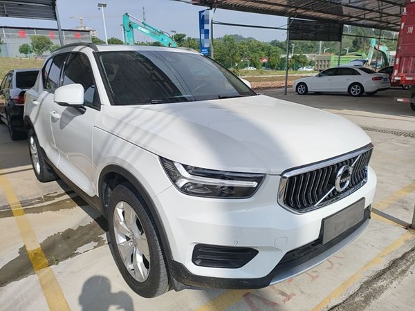 Volvo XC40 2020, 110800 км, за 12720 USD