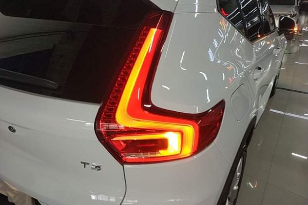 Volvo XC40 2020, 92100 км, за 12042 USD - фото 14